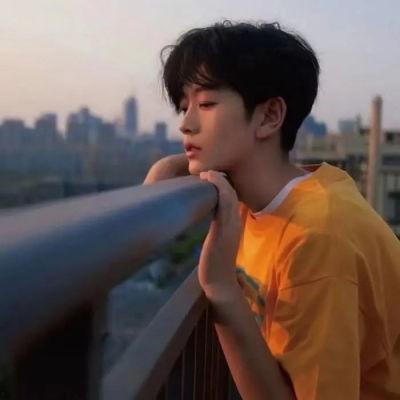 小众吃瓜头像男生,男生专属的吃瓜头像魅力