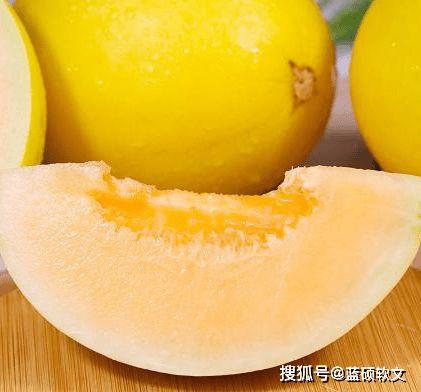 甘肃民勤沙漠蜜瓜送吃瓜,沙漠中的甜蜜馈赠，共享自然美味